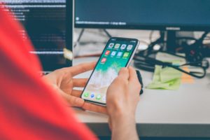 【実践中】iPhoneのボイスメモから動画を作成し、YouTubeへ投稿する方法